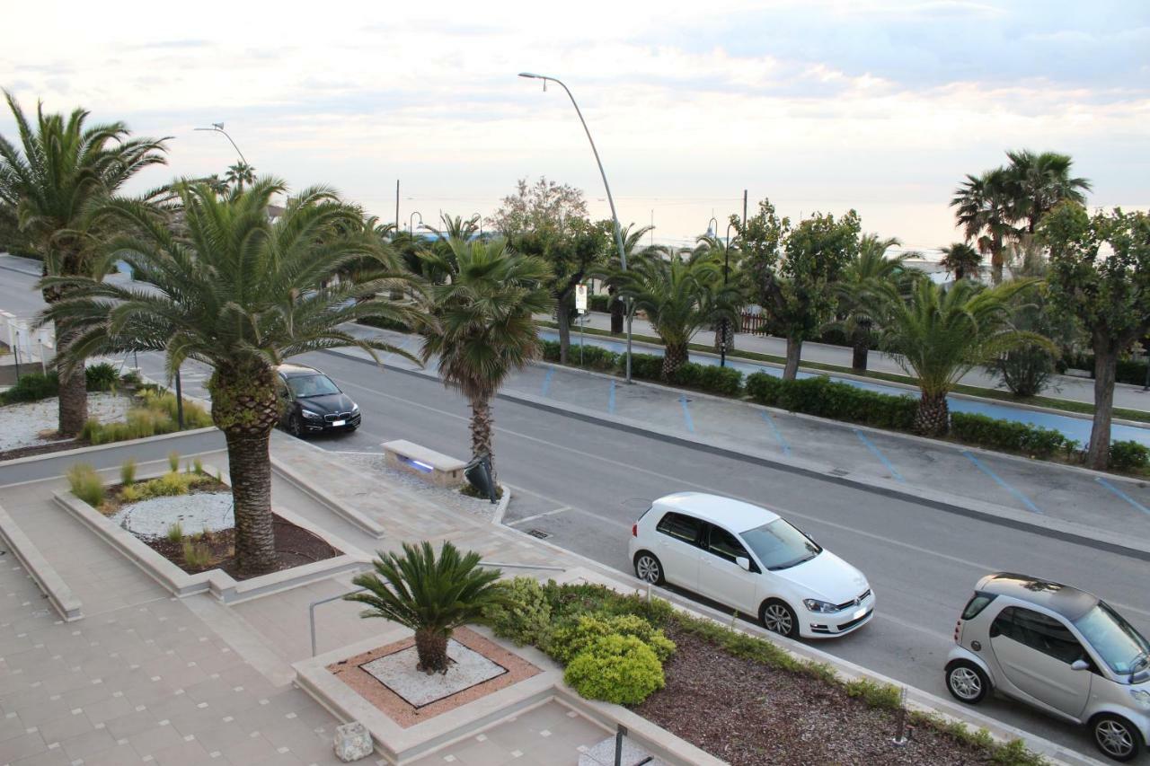 Sulmare Alba Adriatica Acomodação com café da manhã Exterior foto