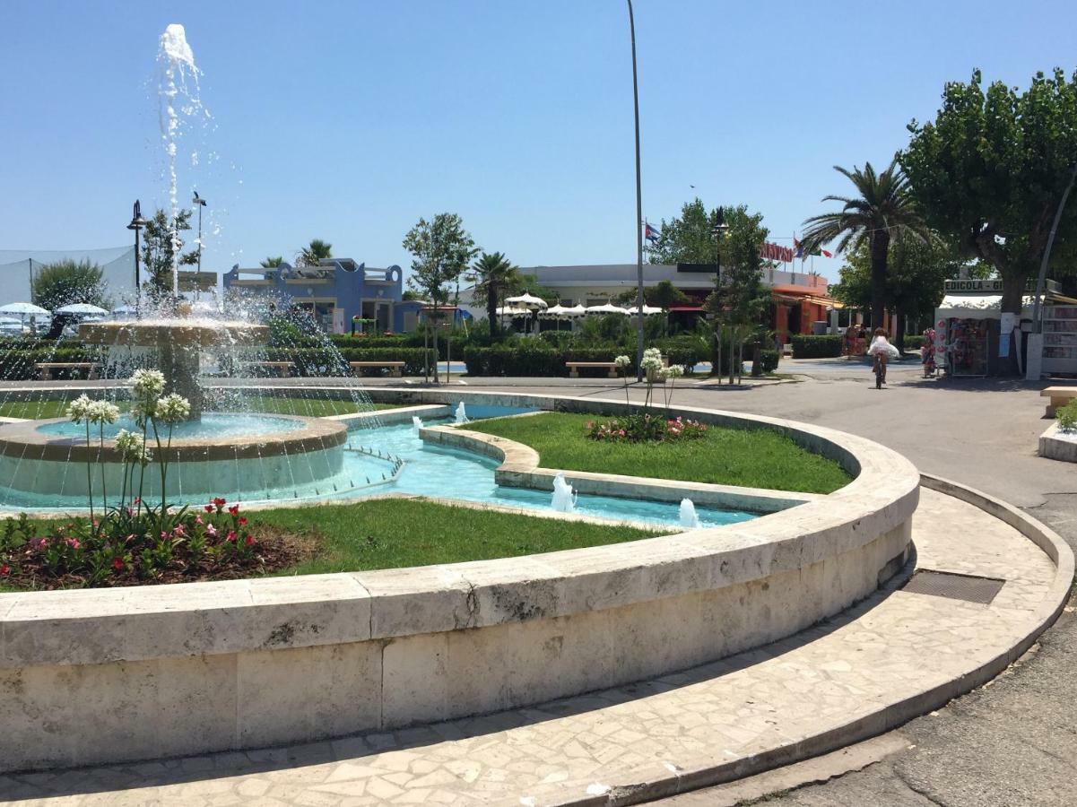 Sulmare Alba Adriatica Acomodação com café da manhã Exterior foto